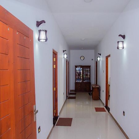 Hispaniola Inn Mirissa Kültér fotó