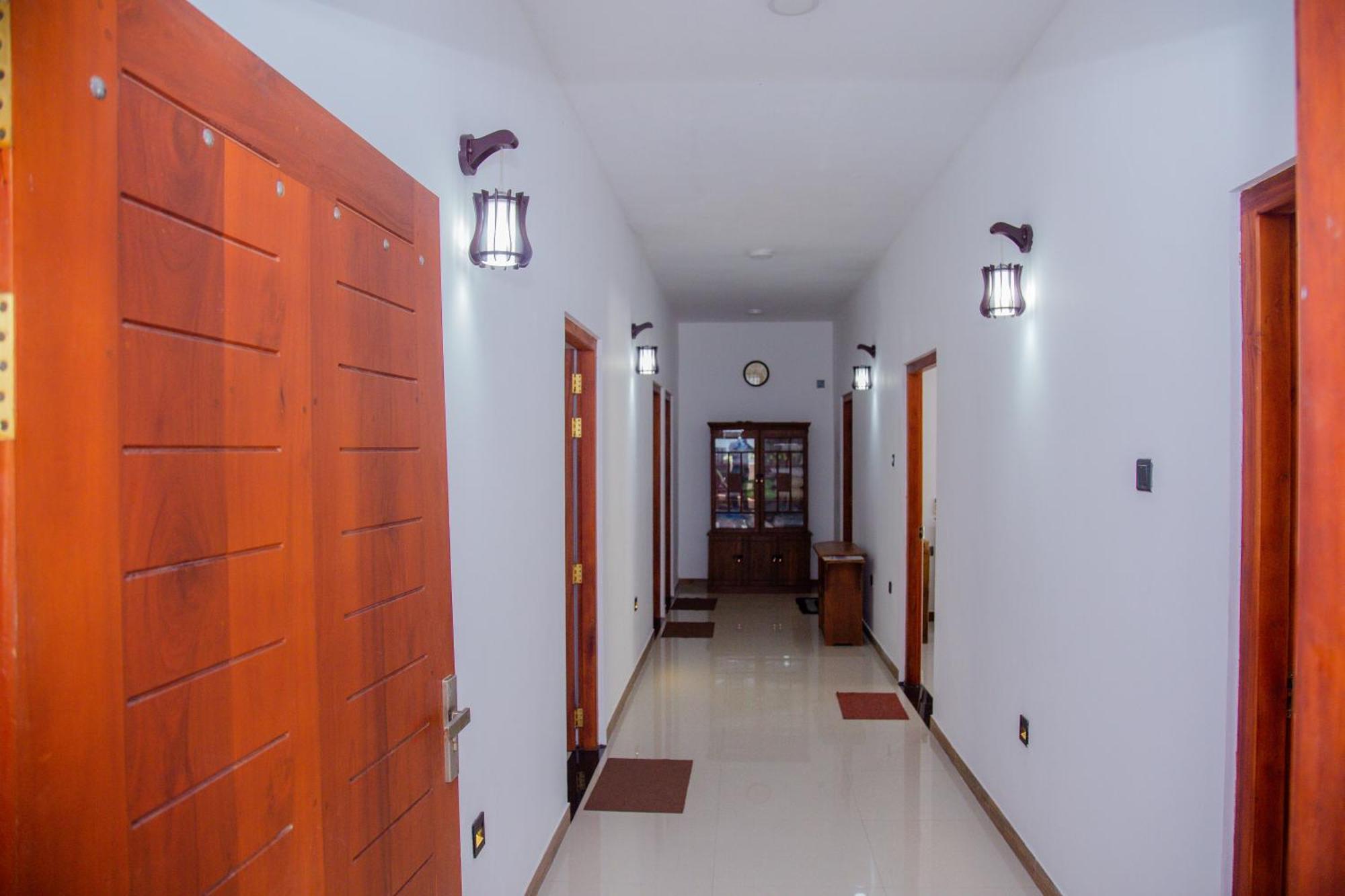 Hispaniola Inn Mirissa Kültér fotó